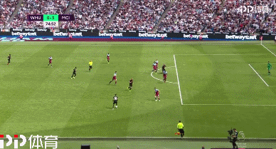 博洛尼亚2-0那不勒斯，达林加破僵，卢库米锁定胜局