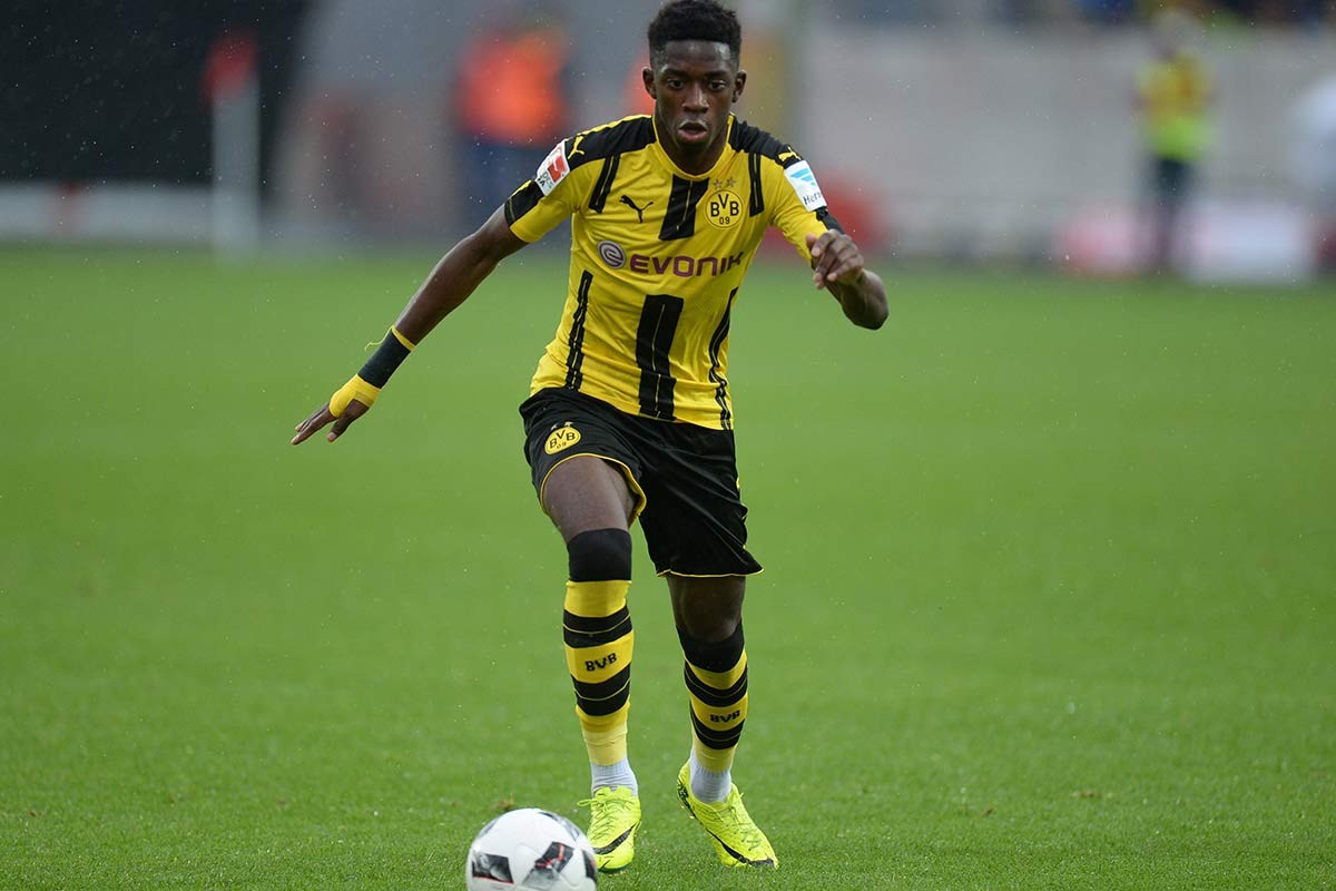 2025年成都混合团体世界杯，中国队卫冕夺冠，日本队以8-2战胜中国香港队，张本美和失一局。