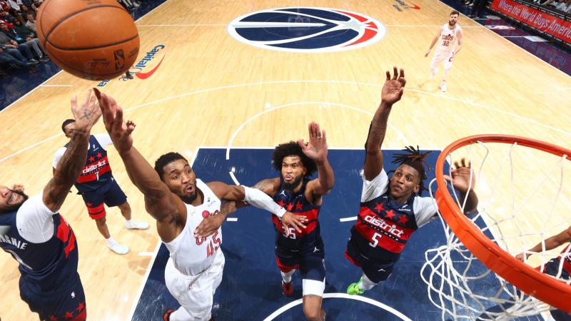 篮球CBA官方公布比赛精彩瞬间