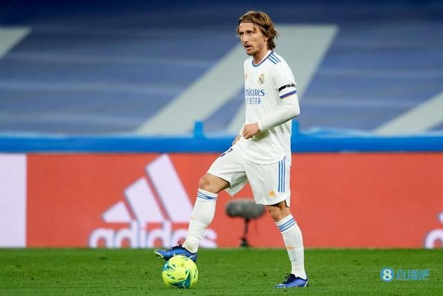 曼晚：瓜迪奥拉今夏在曼城训练中话不多，助教扮演更重要作用